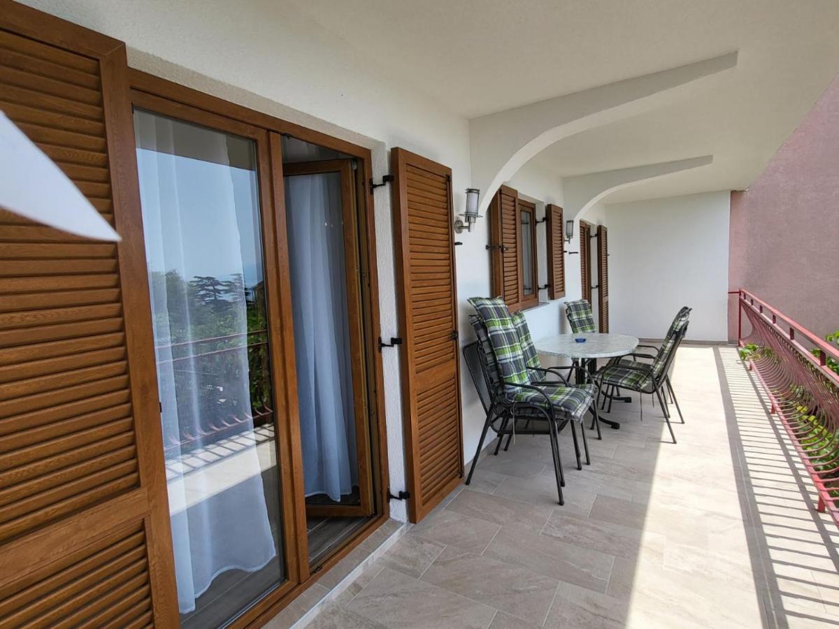 Apartments Manda Novi Vinodolski Exterior foto