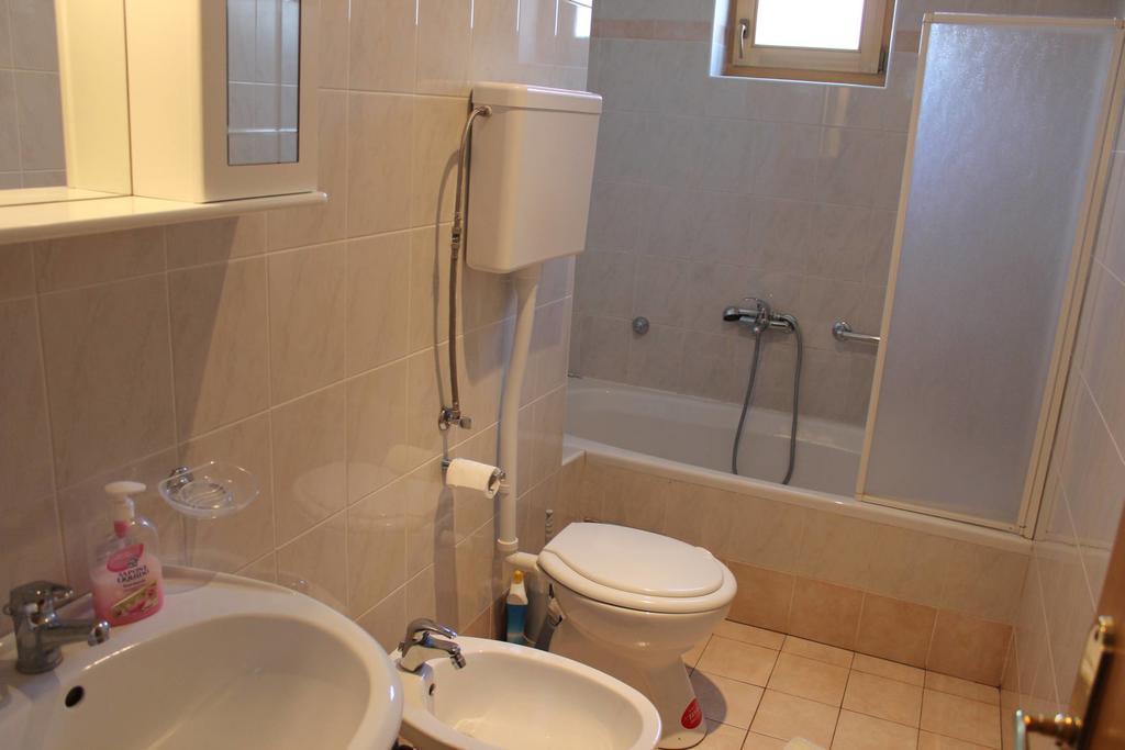 Apartments Manda Novi Vinodolski Habitación foto